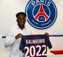 Premier contrat Professionnel au PSG pour Arnaud KALIMUENDO.