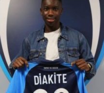 18 mois après avoir réussi l’un des plus grands exploits du football amateur, Check Oumar DIAKITE signe un contrat pro avec le Paris FC….